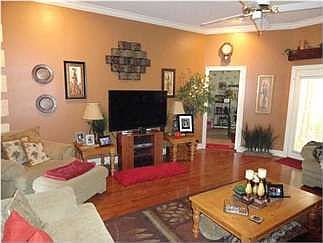 2nd image of 919 Brandermill Dr