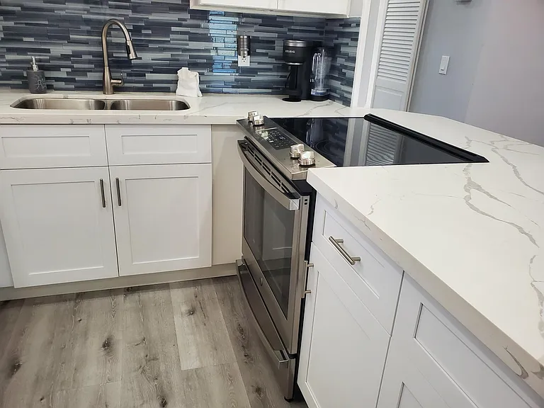 564 Saxony Dr #564 — Photo 9