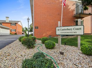 14 Canterbury Ct APT 11, Bloomington, IL 61701