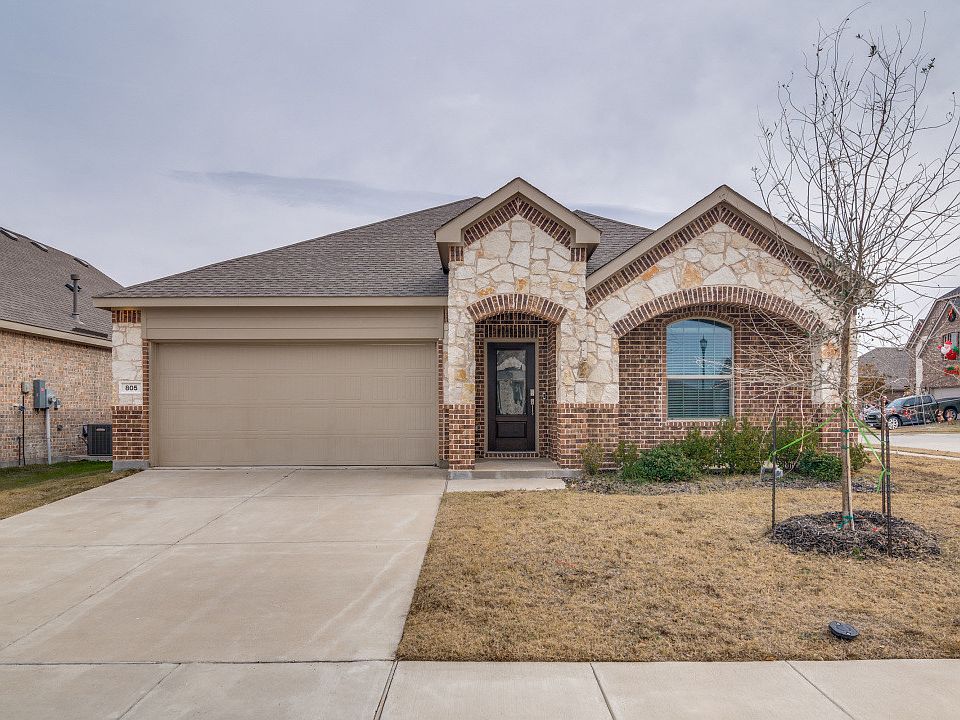 1st image of 805 Allison Dr