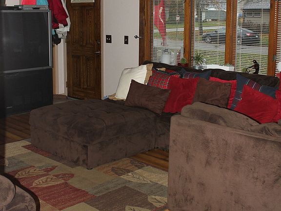 5th image of 1041 Landon Ave