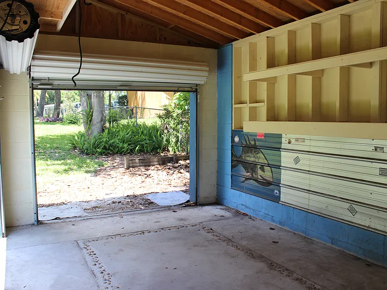 261 Ponce Ln — Photo 21
