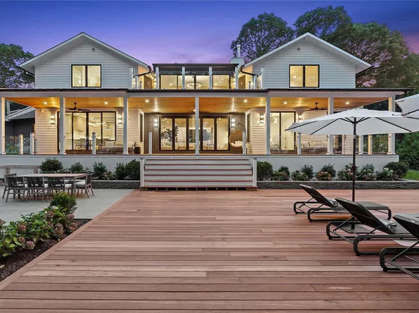 33 Springwood Way, East Hampton, NY 11937