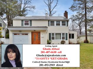 53 Stuart St, Waldwick, NJ 07463