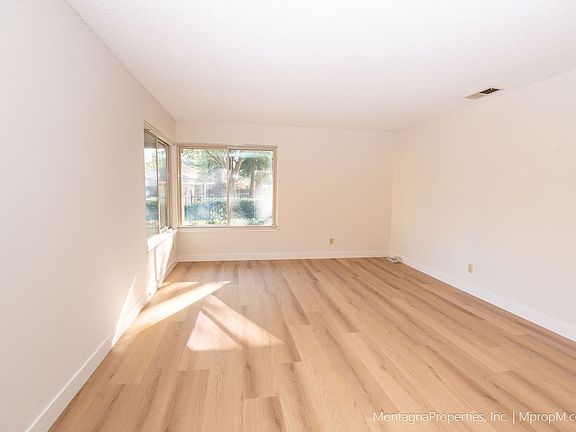 5th image of 1367 Arbor Park Dr