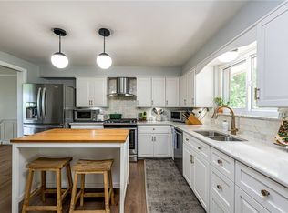 109 Westview Dr, Ligonier, PA 15658