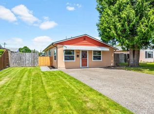 325 Douglas St, Longview, WA 98632