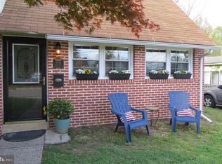 2751 Quaint St, Secane, PA 19018