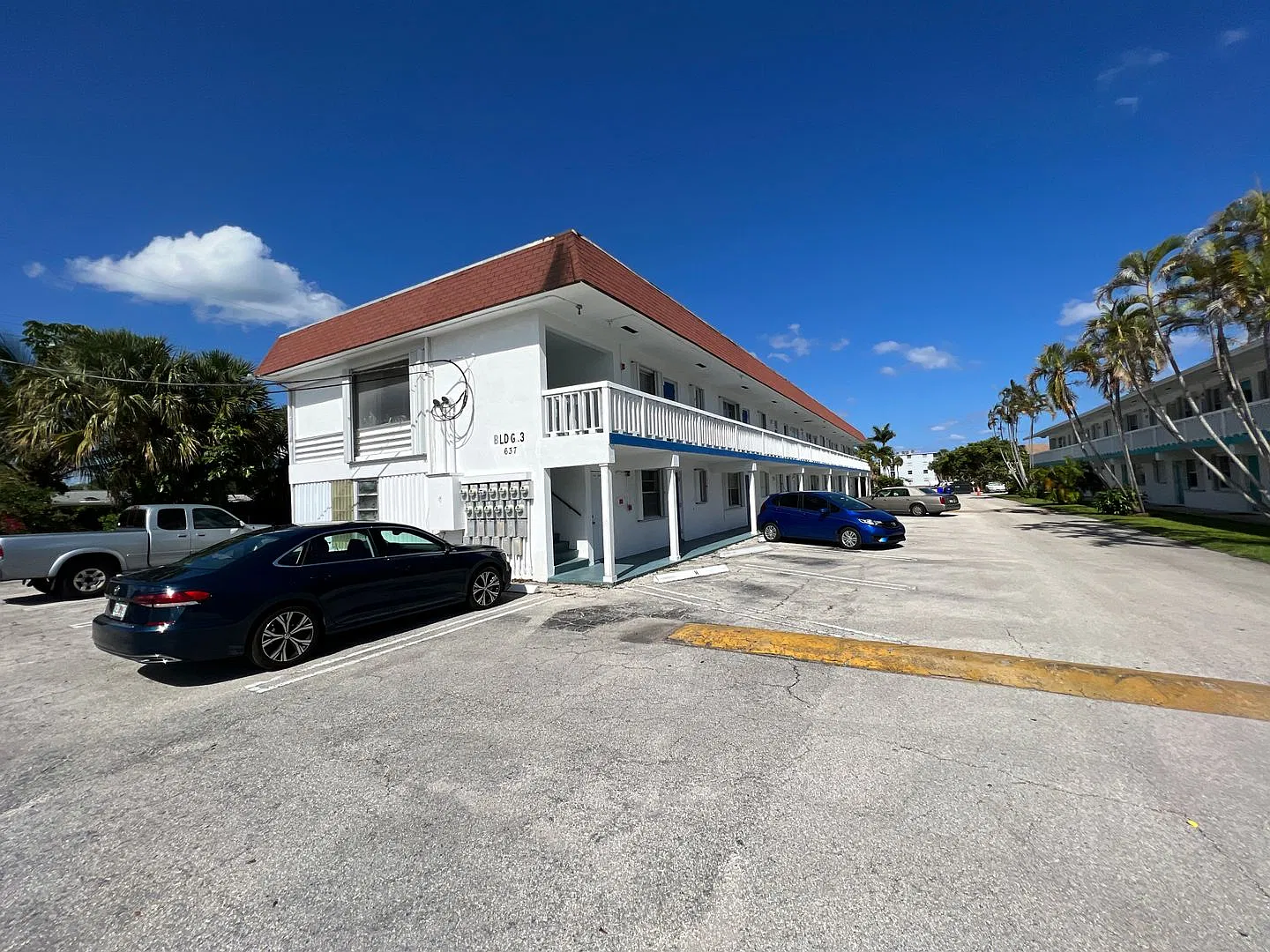 Coastal Living Awaits! Charming 1BR Condo in Boynton Beach — Photo 1