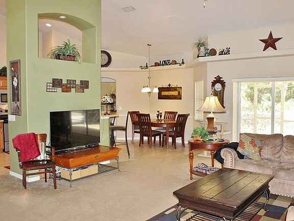 5th image of 8135 Chorley Ave