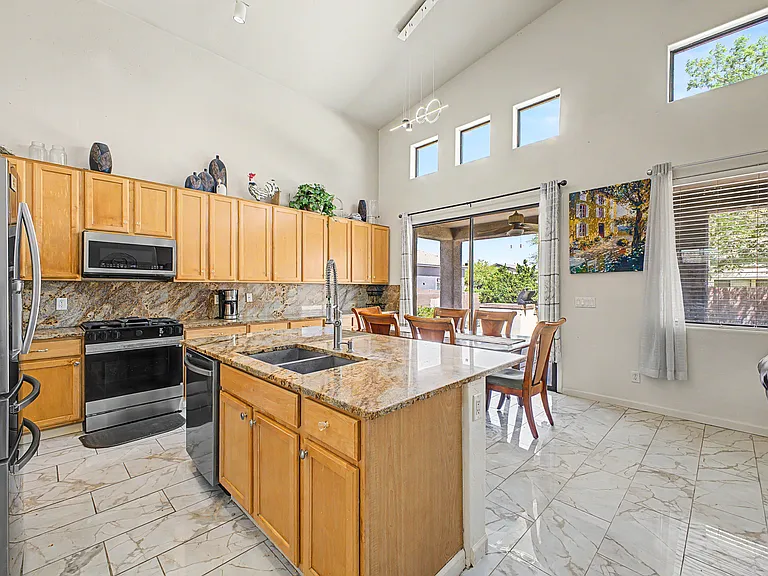 10613 E Avalon Park St — Photo 12