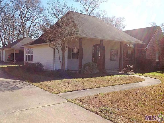 4th image of 17502 Karen Dr