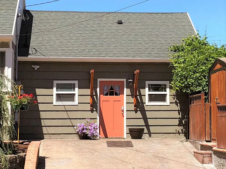 1507 SE Boise St #A