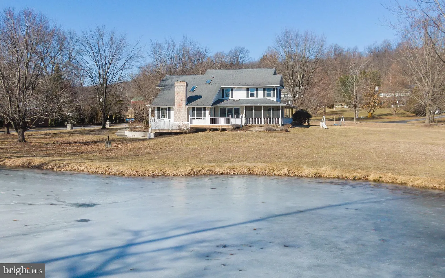 38 Fieldstone Ln photo 1