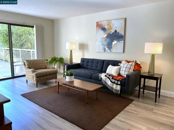 310 N Civic Dr APT 202, Walnut Creek, CA 94596