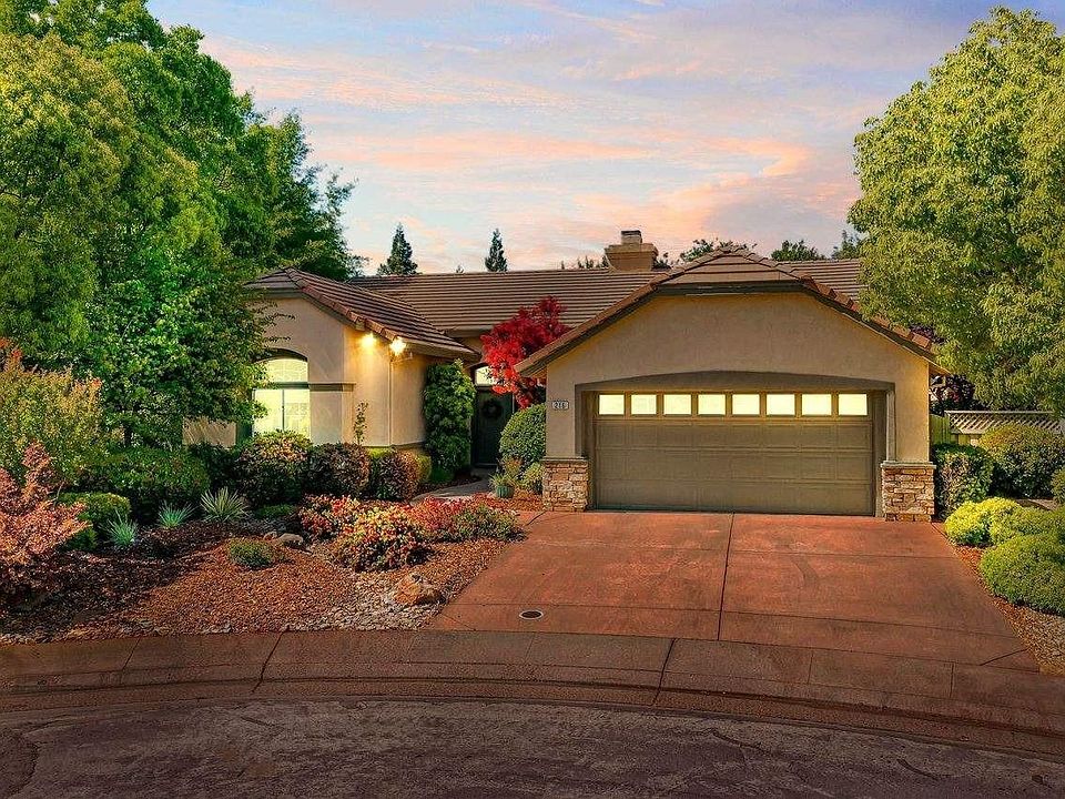 1st image of 216 Navarretia Ct