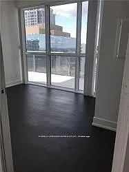 7 Grenville St #2011 — Photo 28