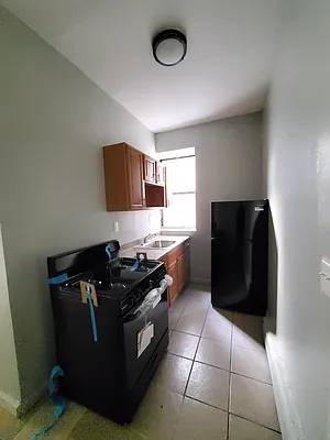 Rented by BRICK & GALO REALTY CORP | media 8