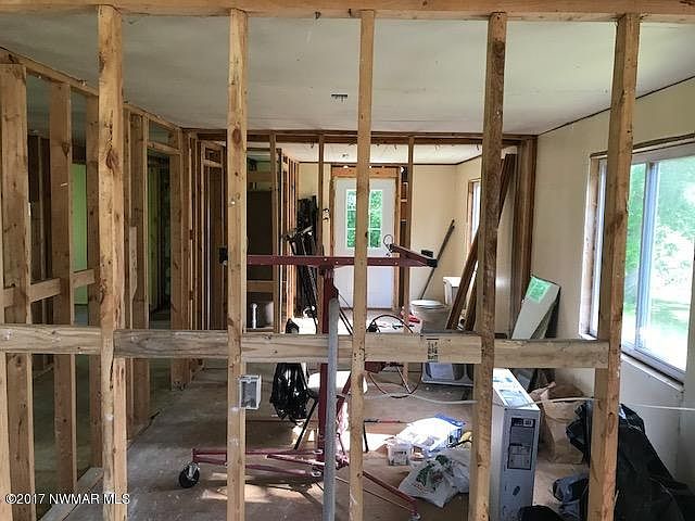2nd image of 40119 181st St