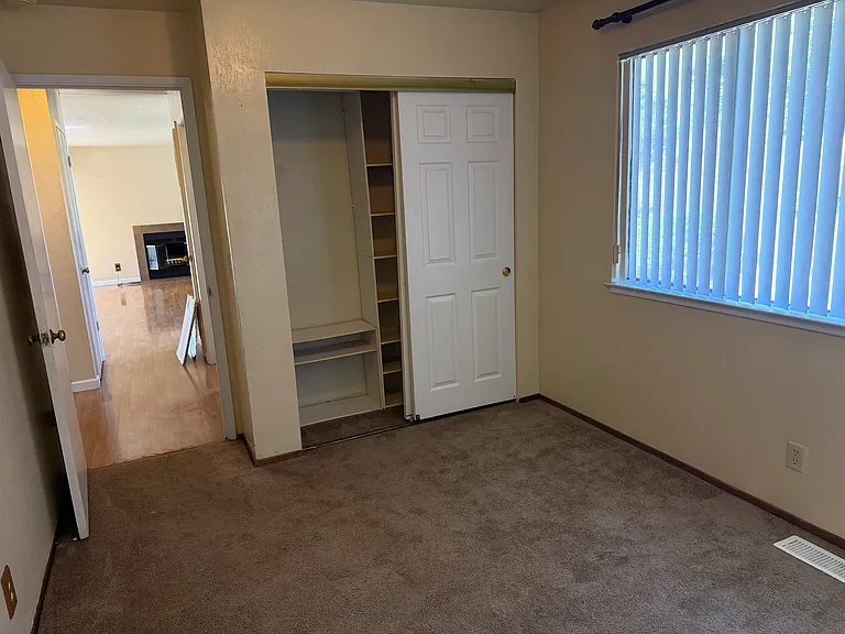 244 Green Meadow Dr #A — Photo 10