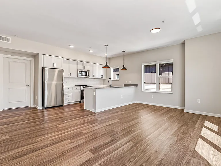 Asher Apartments - LIMITED-TIME OFFER 8 WEEKS FREE! — Photo 159