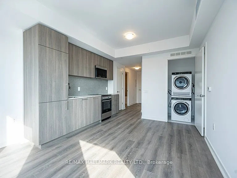 7447 Kingston Rd #418 — Photo 8