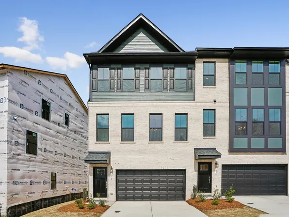 129 Midtown Rows Way #15, Fuquay Varina, NC 27526