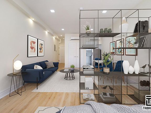 4th image of 160 E 102nd St APT 2F