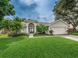 526 Whispering Lakes Blvd, Tarpon Springs, FL 34688