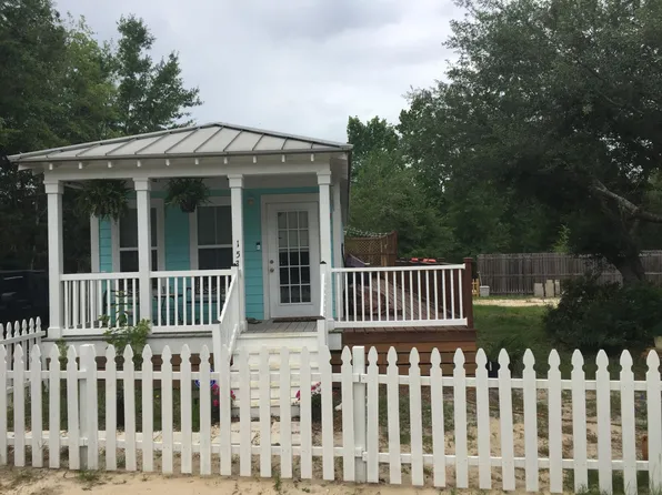 147 Caswell Branch Rd, Freeport, FL 32439