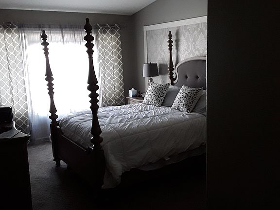 2nd image of 5415 S Dover St Unit 201