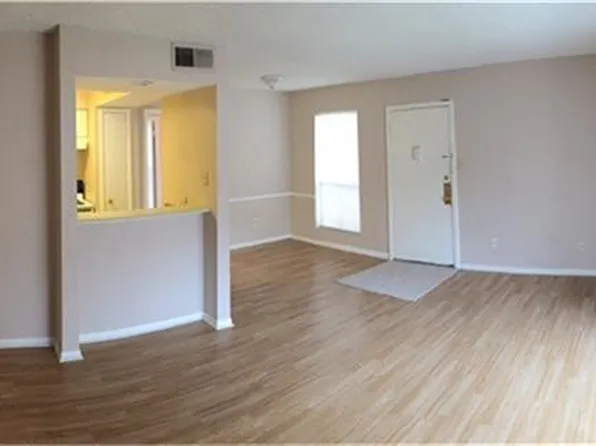 1516 Bay Area Blvd APT F6, Houston, TX 77058
