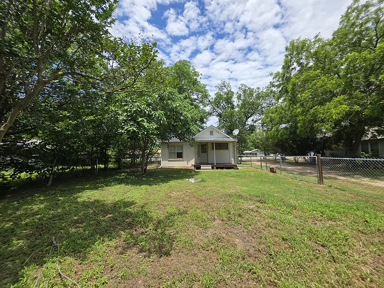 1116 E Cameron Ave — Photo 19