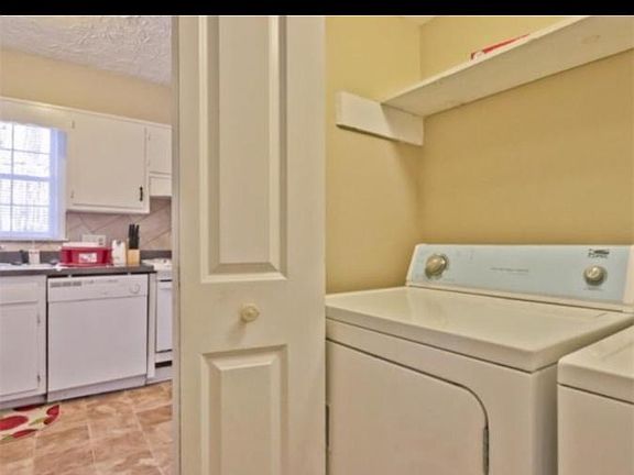 3rd image of 719 Burnt Creek Dr NW APT D