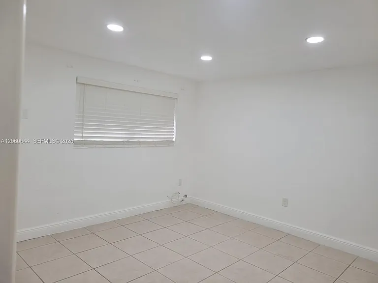 3901 SW 112th Ave #50 — Photo 4