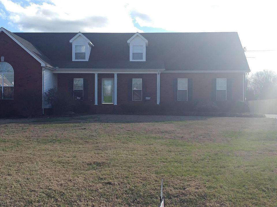 1st image of 113 Silverstone Dr