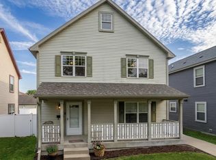 1929 W McKinley Ave, Milwaukee, WI 53205