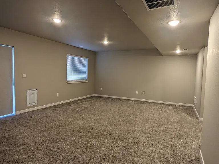 4948 Wolf Moon Dr — Photo 43