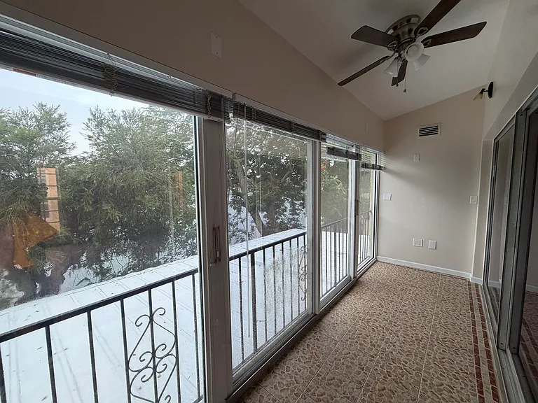 14279 Kendale Lakes Cir — Photo 33