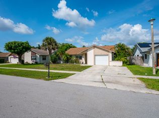 23073 SW 56th Ave, Boca Raton, FL 33433