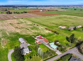 8683 Benson Rd, Lynden, WA 98264
