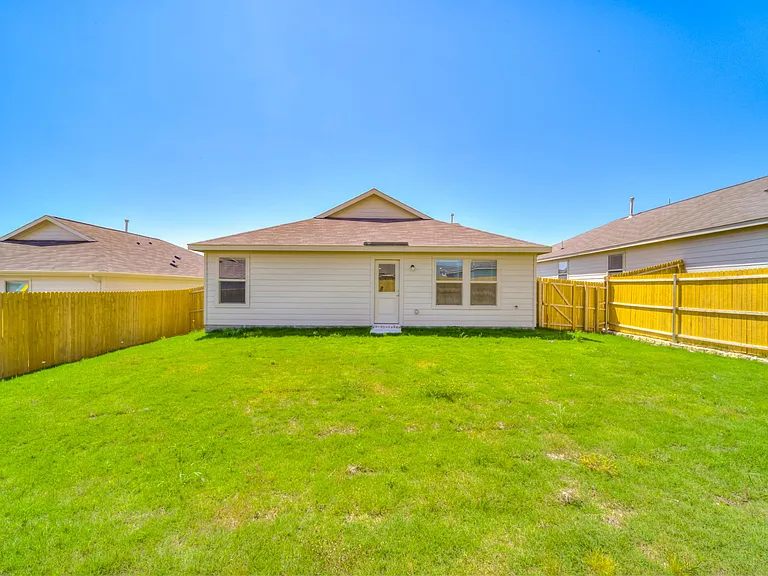 352 Sun Bluff Rd — Photo 6