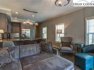 216 Stratford Ln, Boone, NC 28607