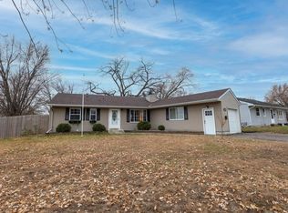 7825 58th Pl N, Crystal, MN 55428