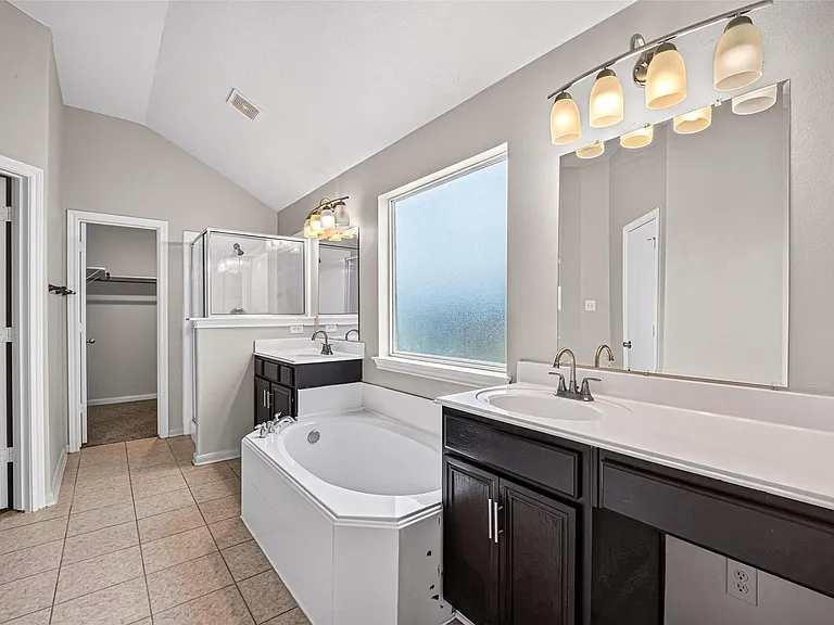 9241 Clearwood Landing Blvd — Photo 38