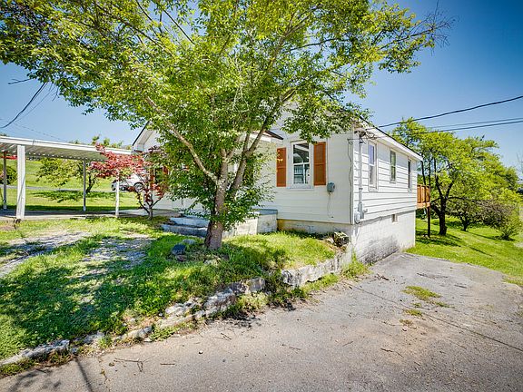 3rd image of 141 Kingsley Ave