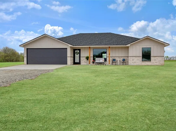 92 Private Road 33039, Brookston, TX 75421