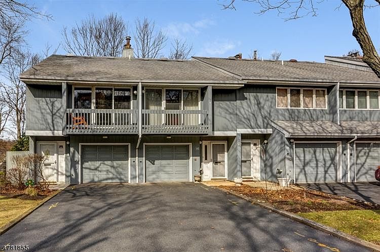 1st image of 115 Marion Dr
