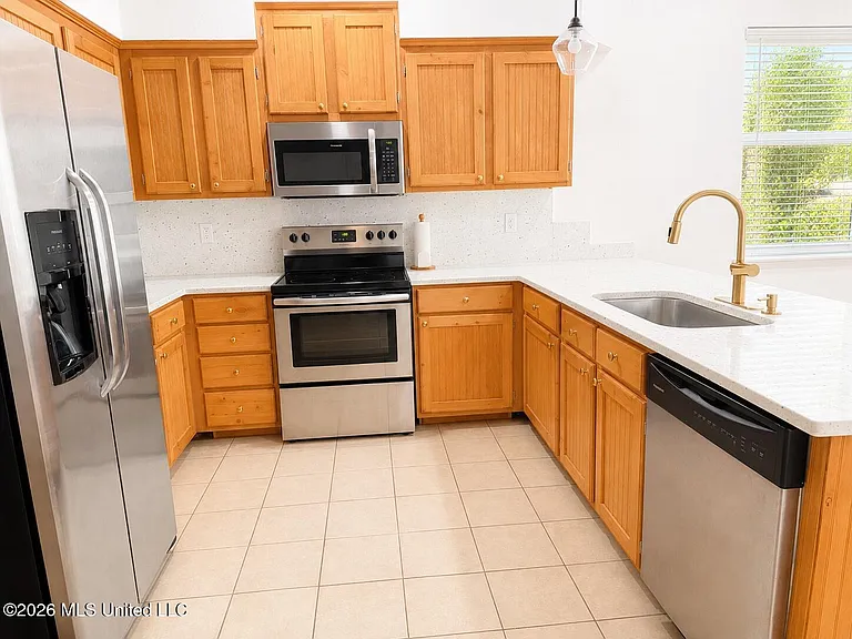 309 Seal Ave — Photo 3