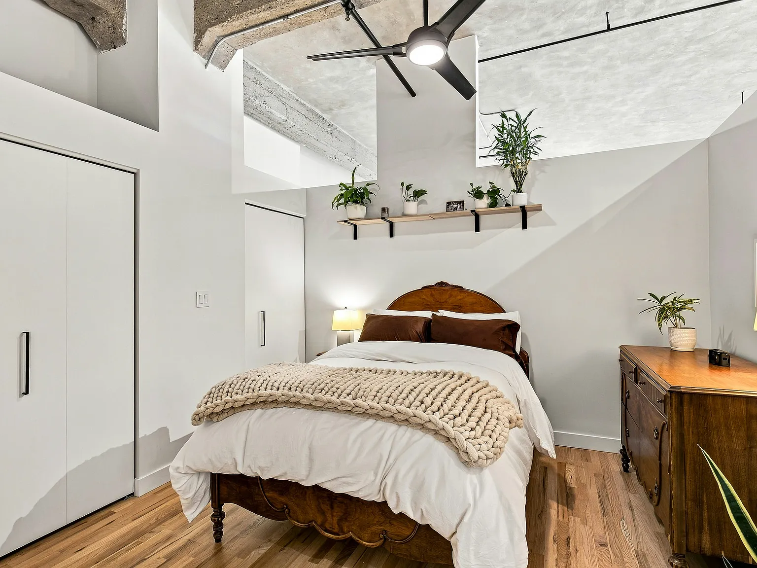 817 W Washington Blvd — Photo 4